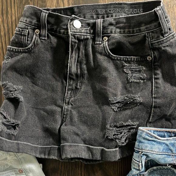 Set a three distressed American Eagle Jean shorts - Picture 3 of 4